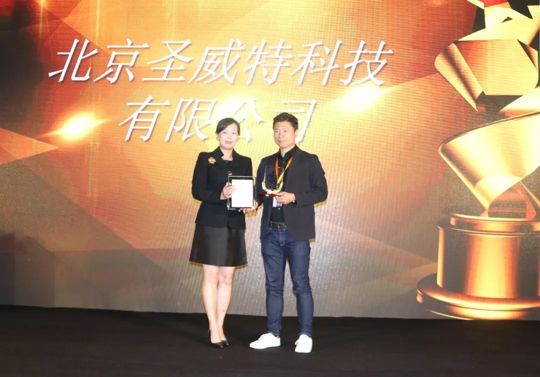 李总.webp.jpg 李总.webp.jpg